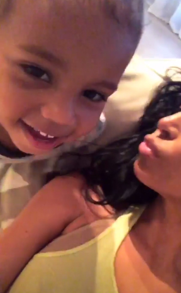 Kim Kardashian, Saint West - New Kim Kardashian, Saint West - New